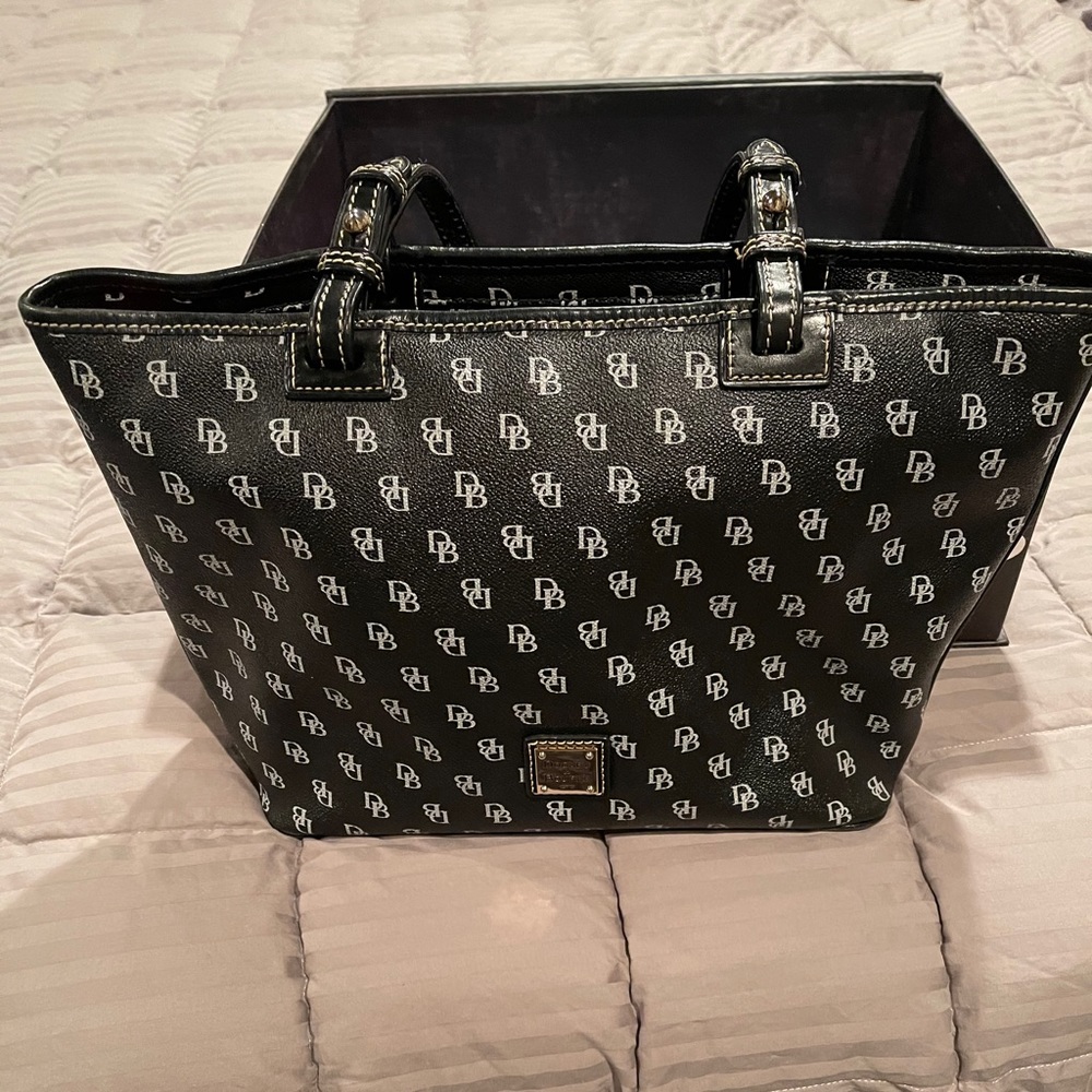 Dooney & Bourke Gretta Tote